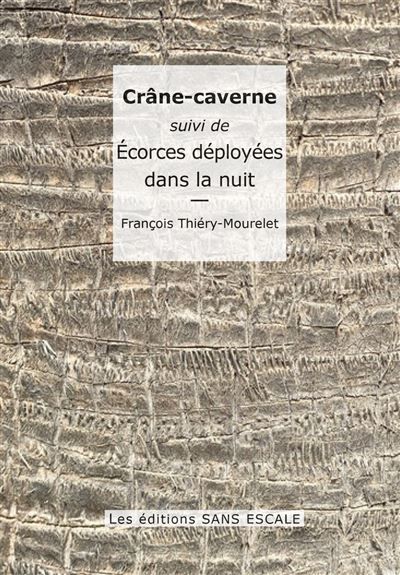 Crâne-caverne Écorces déployées dans la nuit