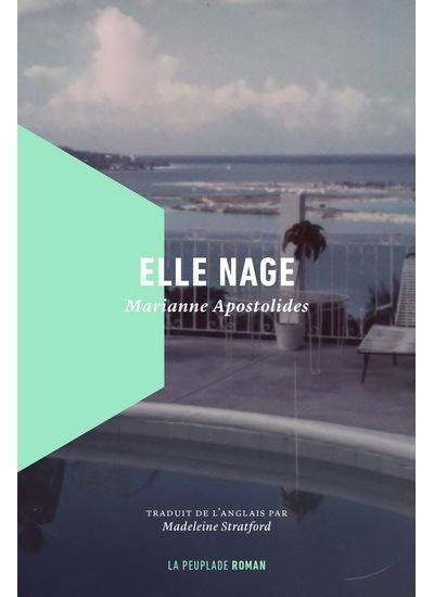Elle nage