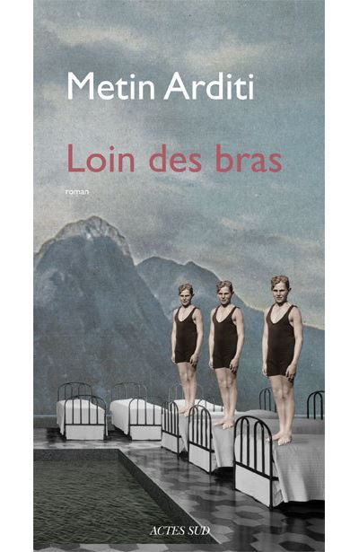 Loin des bras