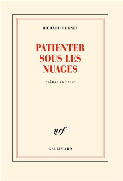 Patienter sous les nuages