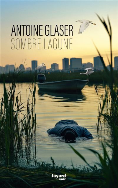 Sombre lagune