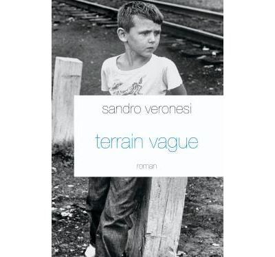 Couverture de Terrain vague par Sandro Veronesi