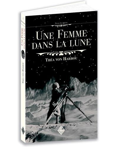 Une femme dans la lune