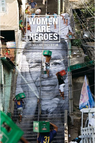 Women are heroes 28 millimètres by JR